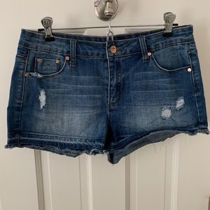Tractr BLU distressed jean shorts